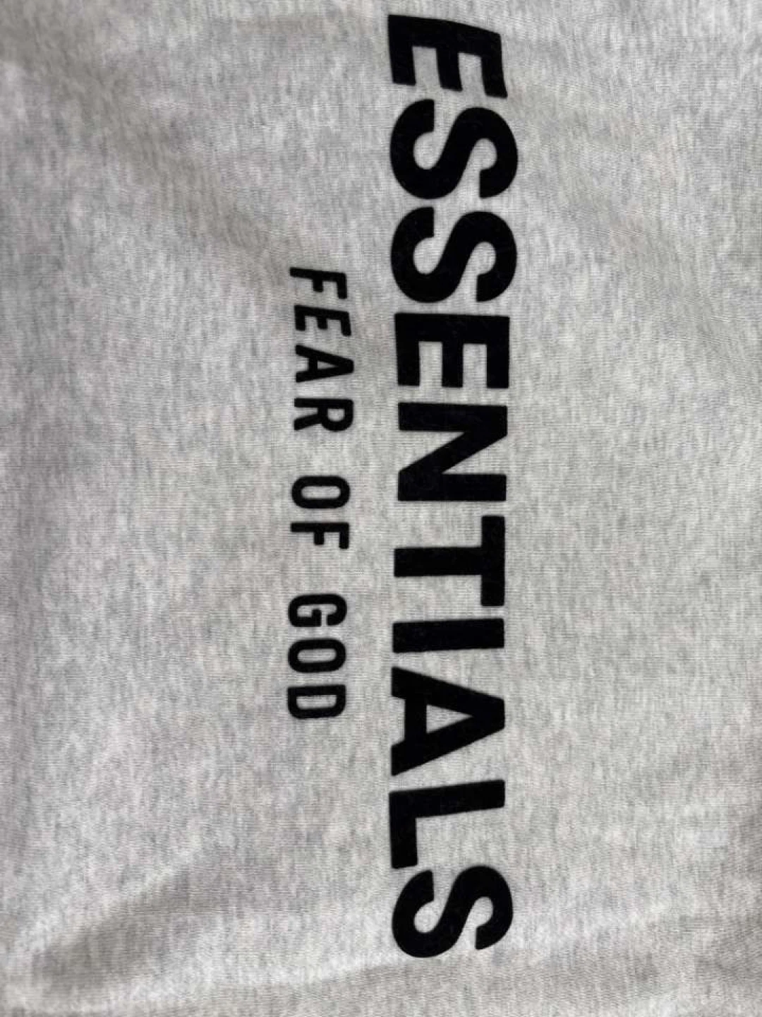 Essential hoodie - photo 3