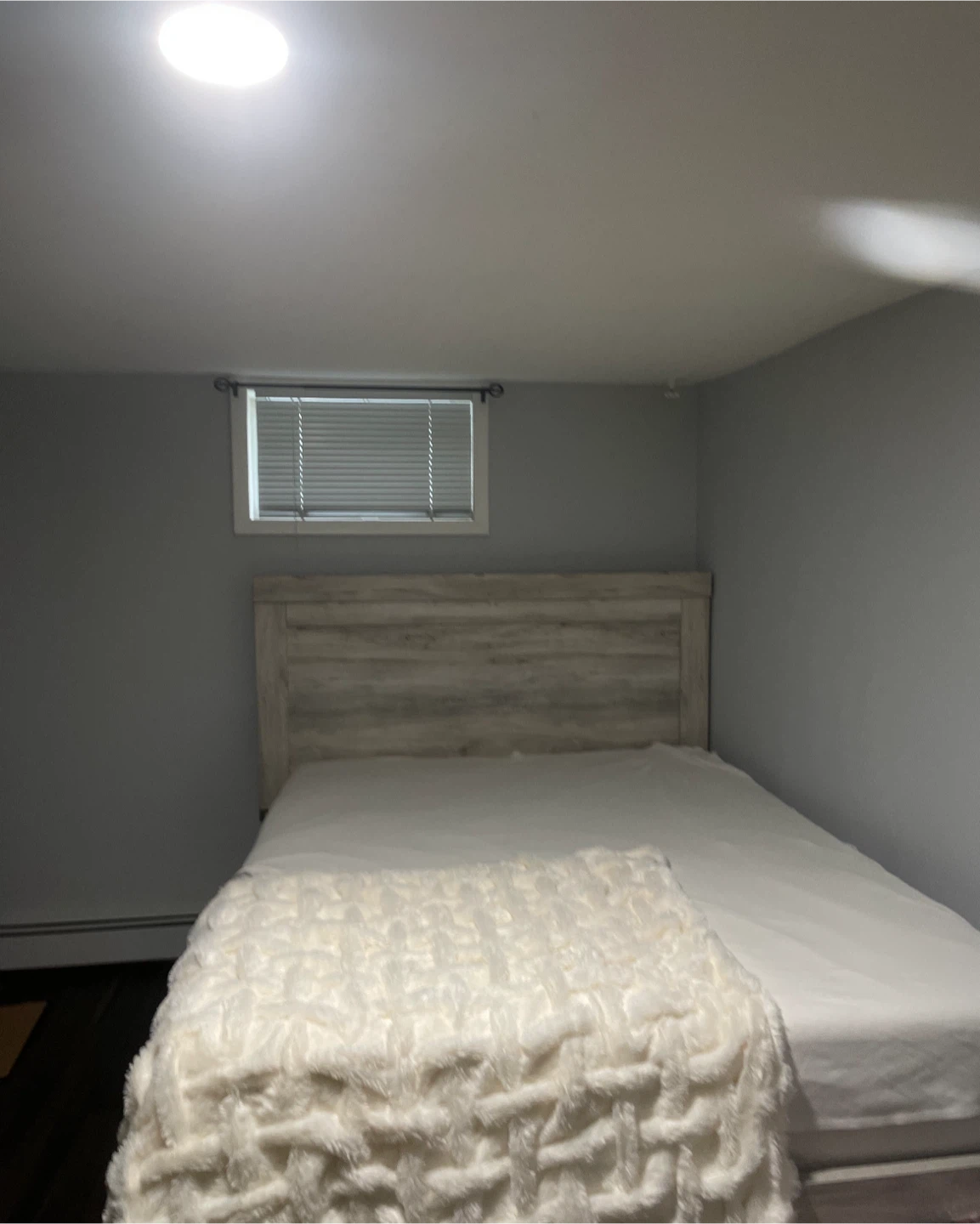 White Rustic Wood Full Size Bed Frame with Headboard - photo 2
