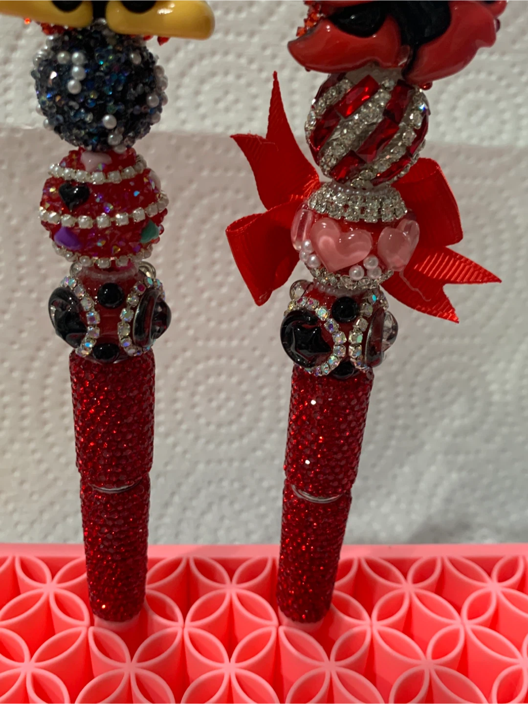 $20 each Minnie & Mickey Mouse Bling fancy Pens - photo 2