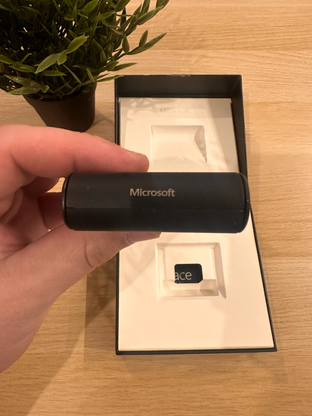Microsoft Surface Wedge Touch Mouse - photo 5