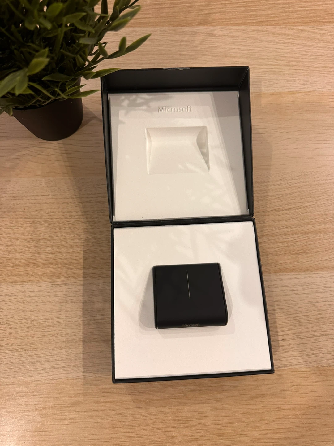 Microsoft Surface Wedge Touch Mouse - photo 2