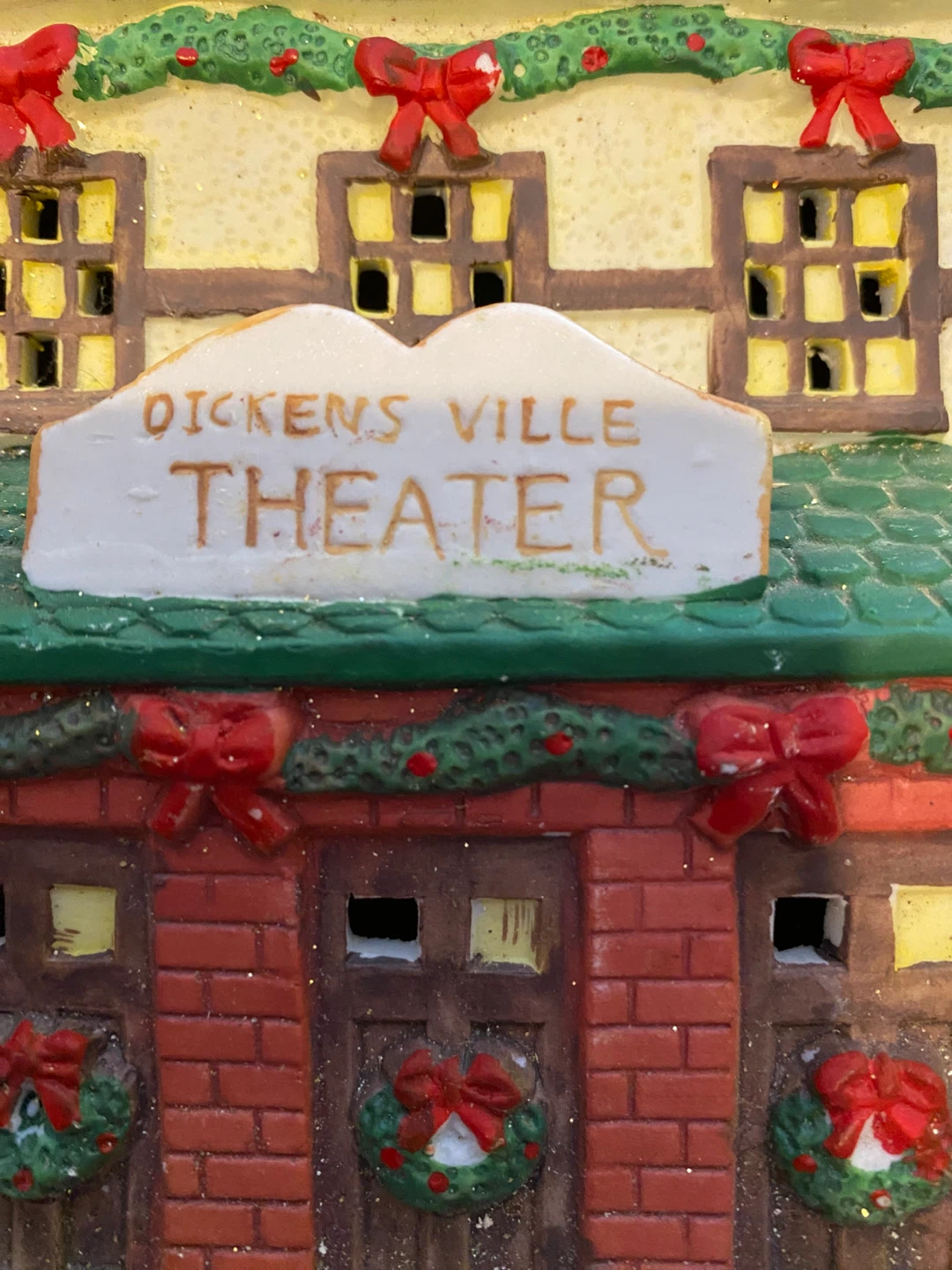 Dickensville Theater Christmas Village House - photo 2