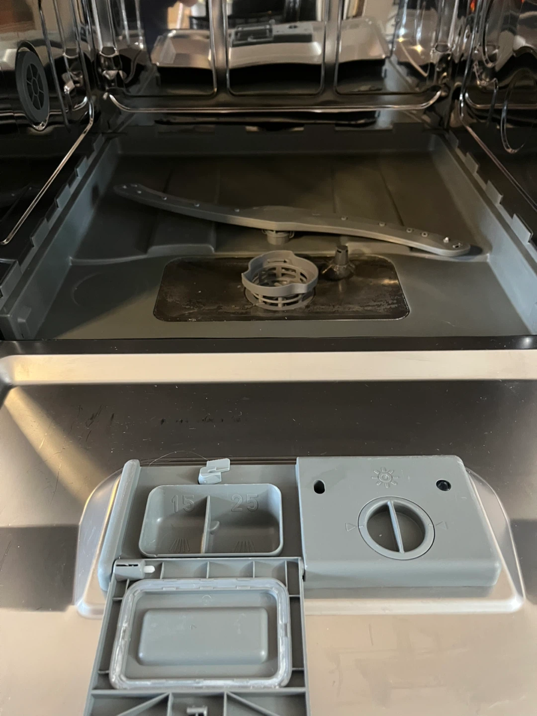 Danby Countertop Dishwasher DDW621WDB - photo 4