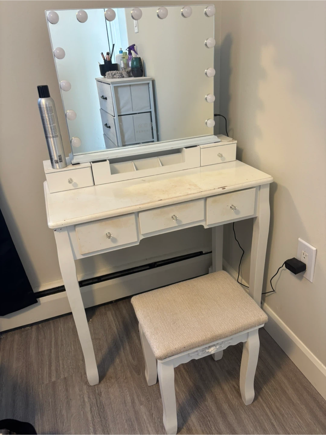 white makeup vanity desk with large mirror and stool
