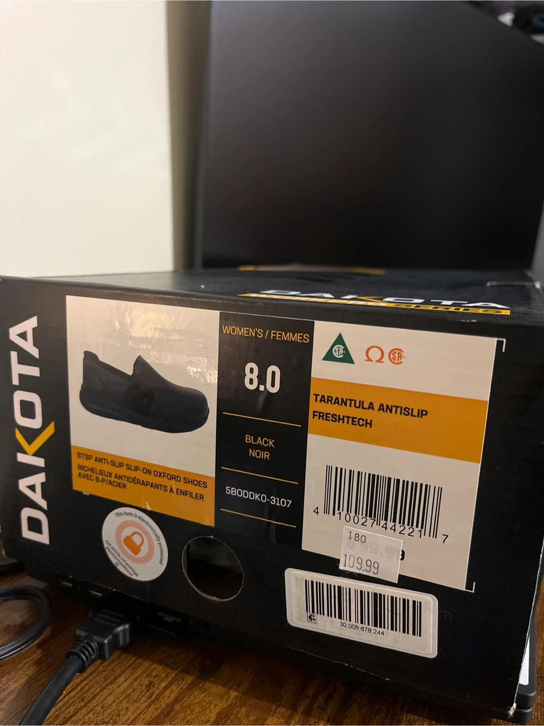 Open box Dakota Work pro Series Antislip Shoes for Women- Size 8