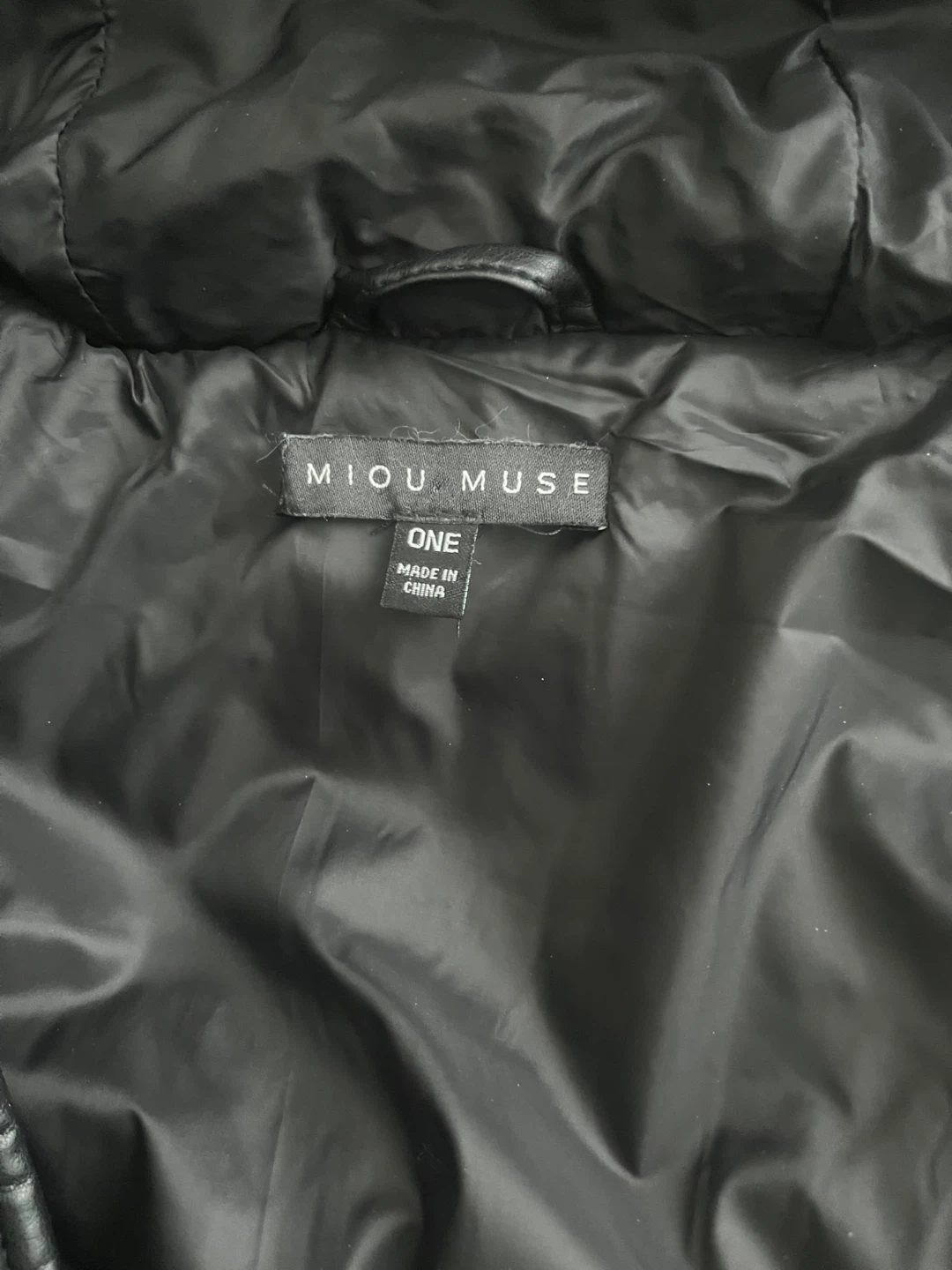 MIOU MUSE Black Puffer Vest Size ONE - photo 5