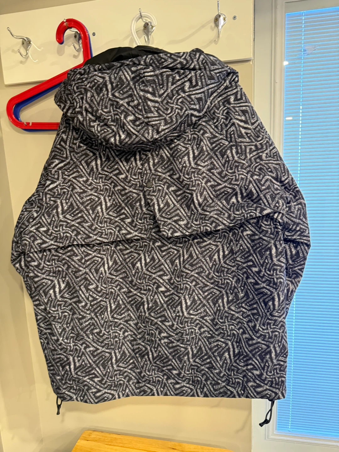 Brand new Puffer Jacket XL - photo 4