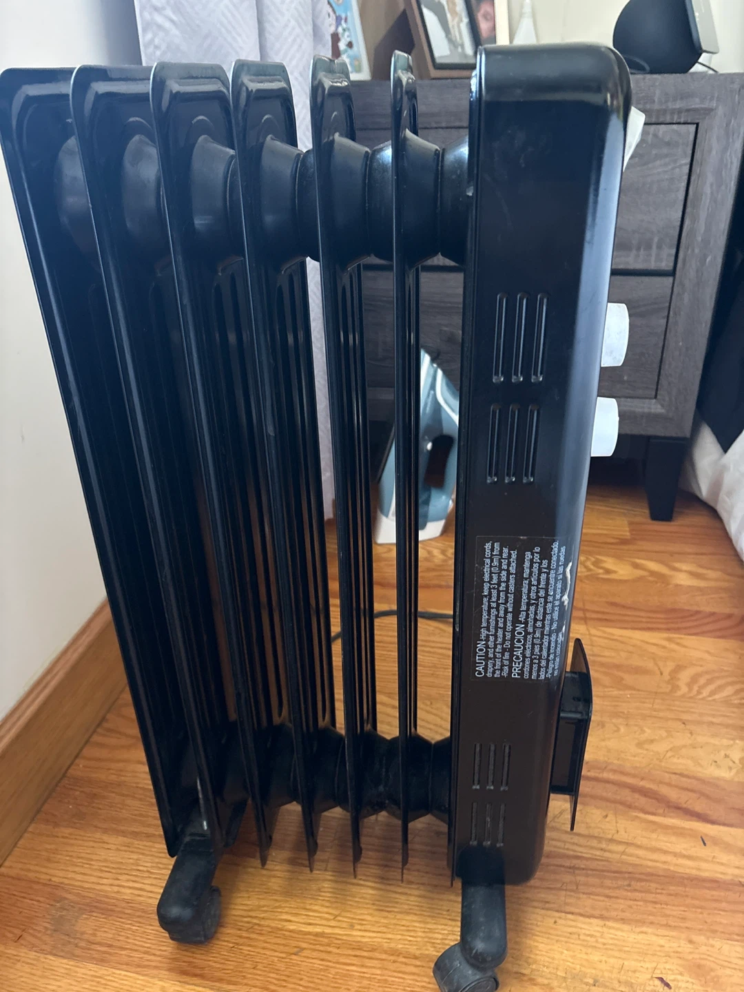 Pelonis Oil-Filled Radiator Heater - photo 2
