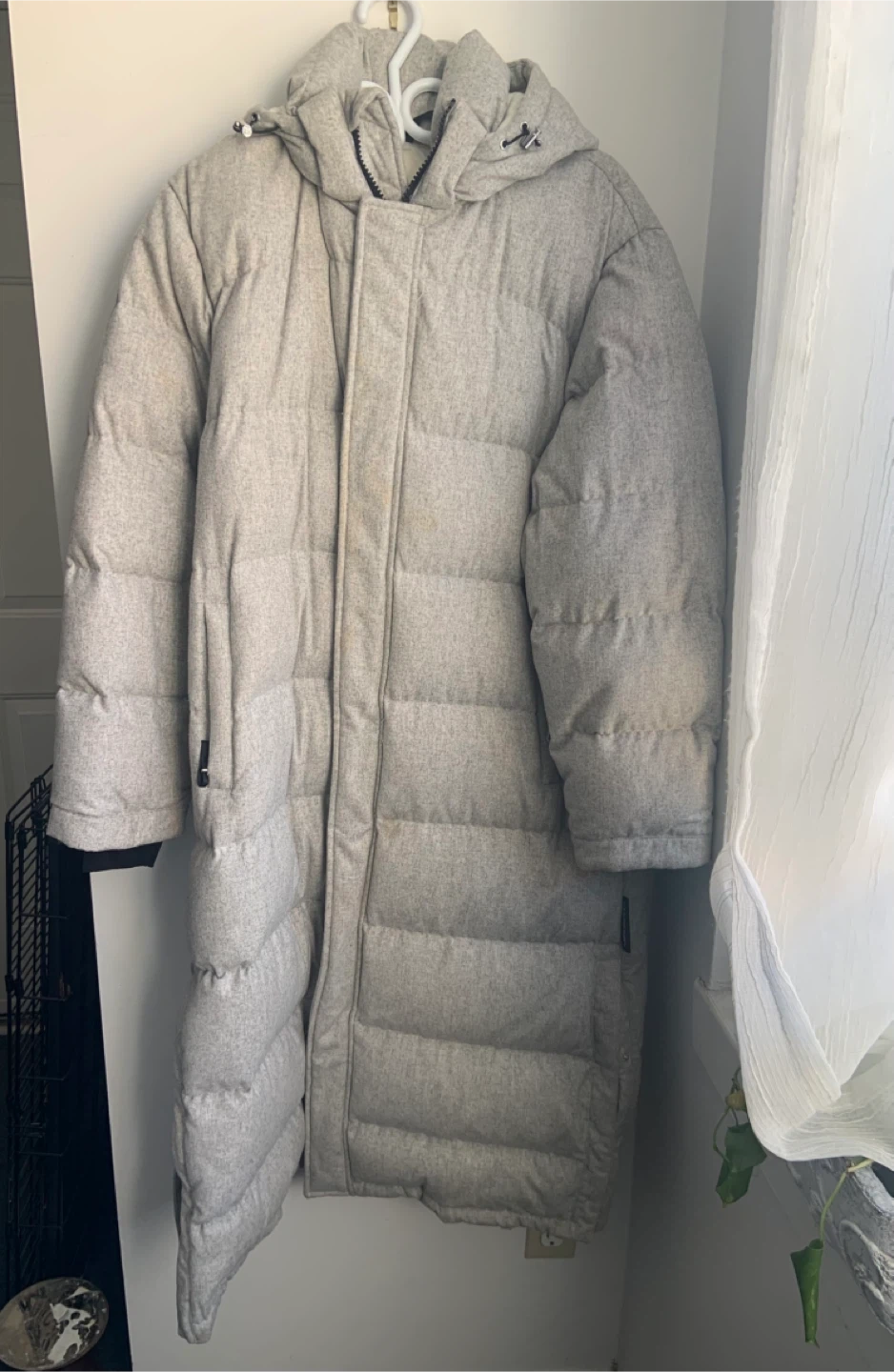 ****ARITZIA **** WINTER SALE SUPER PUFF LONG