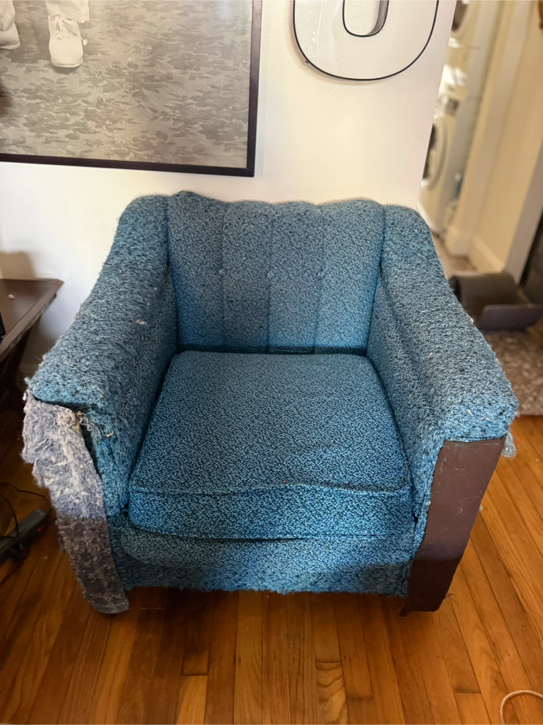 FREE FOR UPHOLSTERY - 70s custom club chair - photo 2