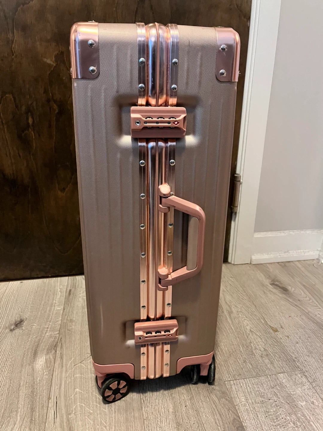 24” Hardside Luggage suitcase - photo 3