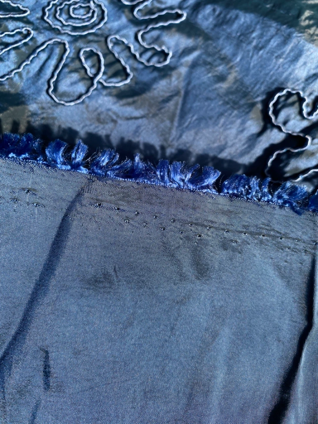 Shiny blue embroidered polyester fabric - photo 4
