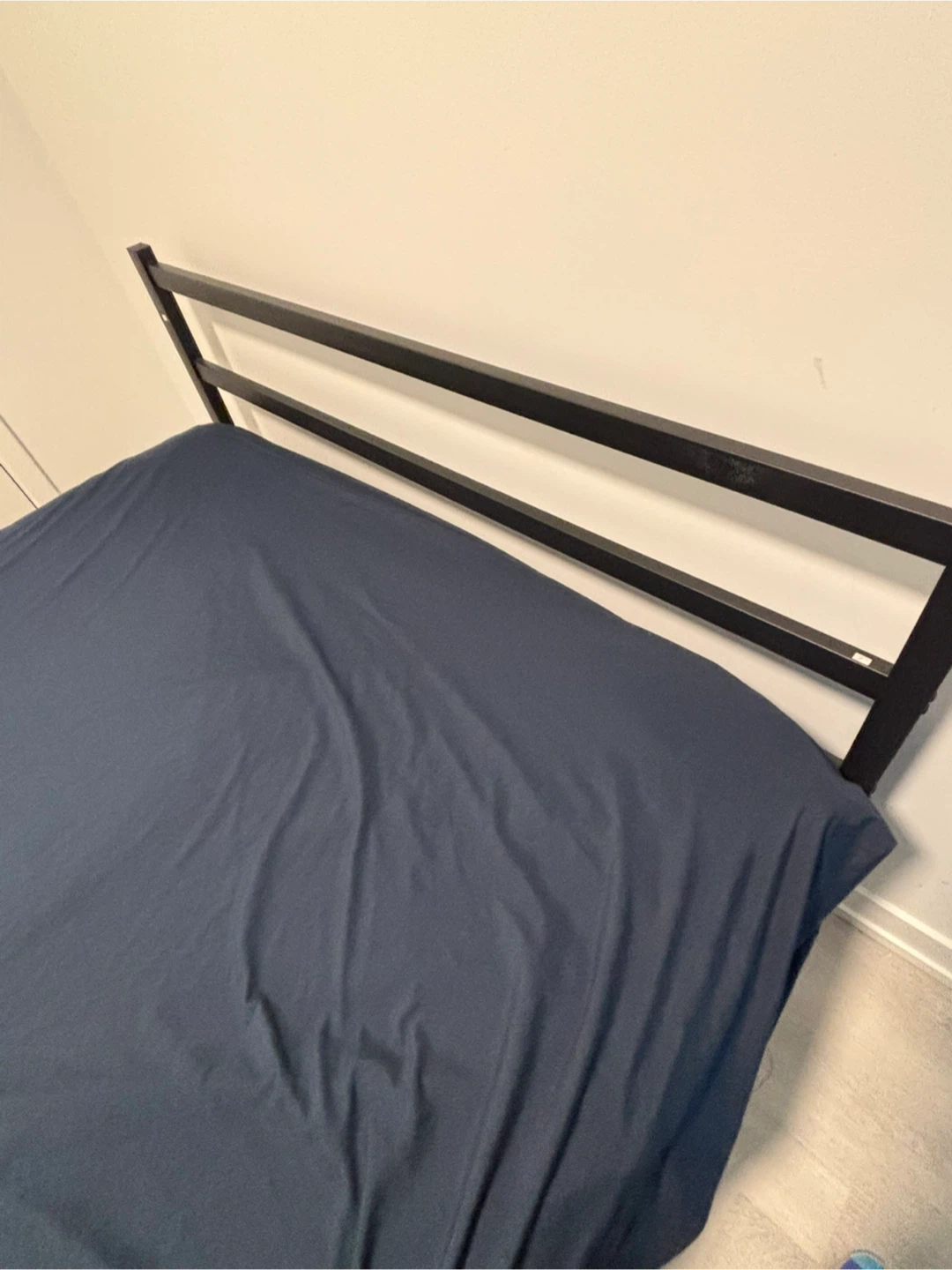 Full bed and Kingsdown mattress - photo 4