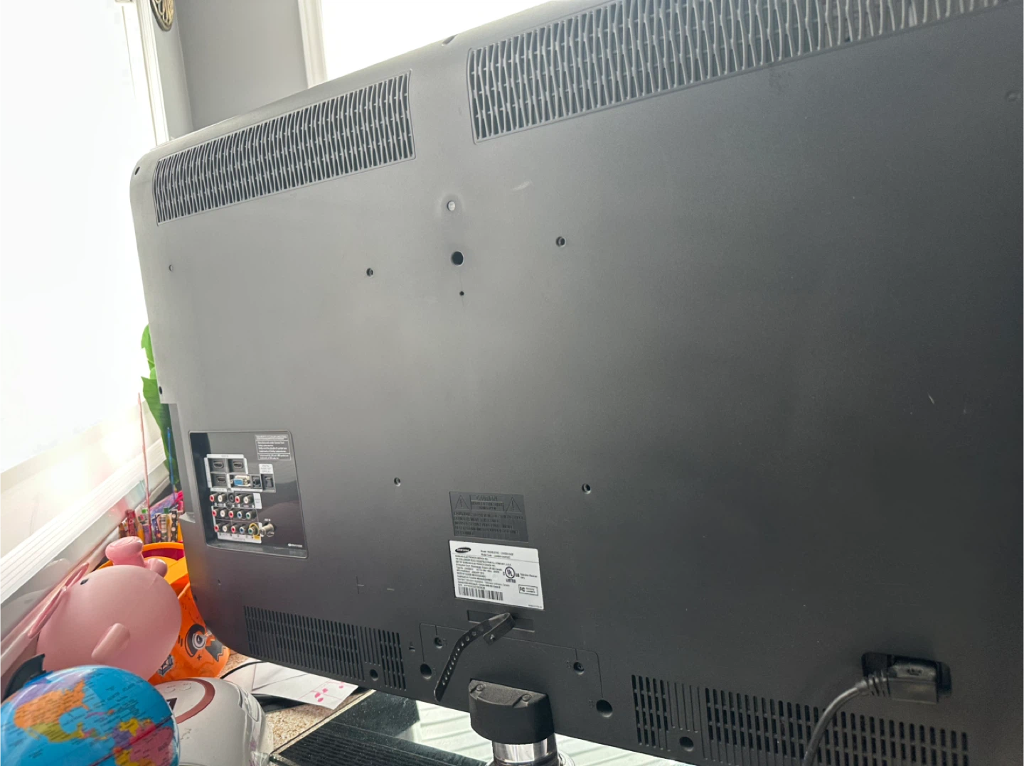 Samsung LN40B610A6F 40 inch LCD TV - photo 4