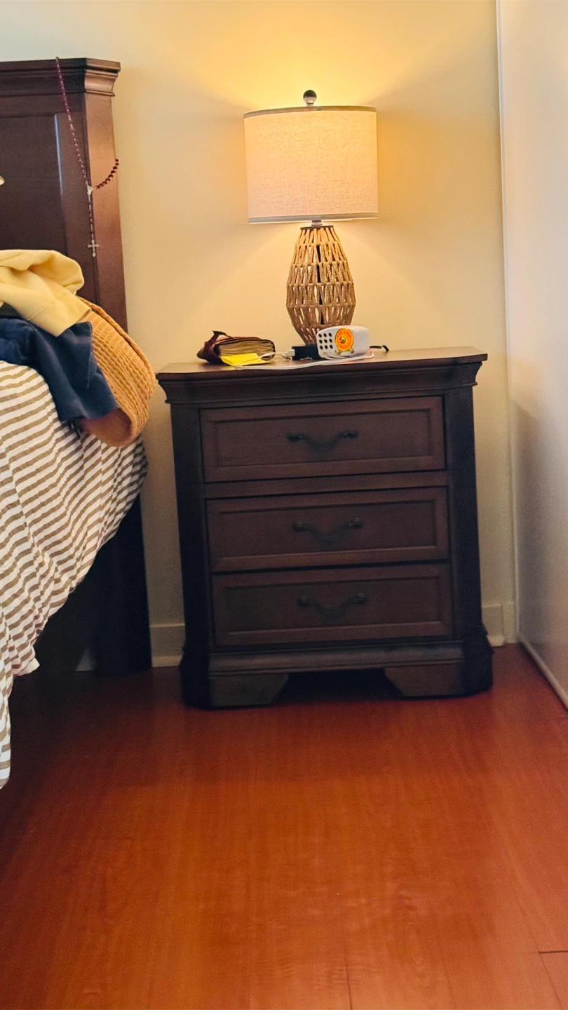 2 brand new Antique Walnut Nightstands - 3 Drawer - photo 5
