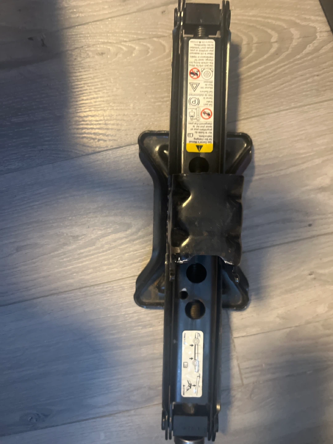 Scissor Car Jack