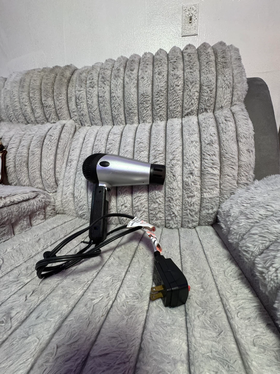 Travel Hair Dryer - photo 2