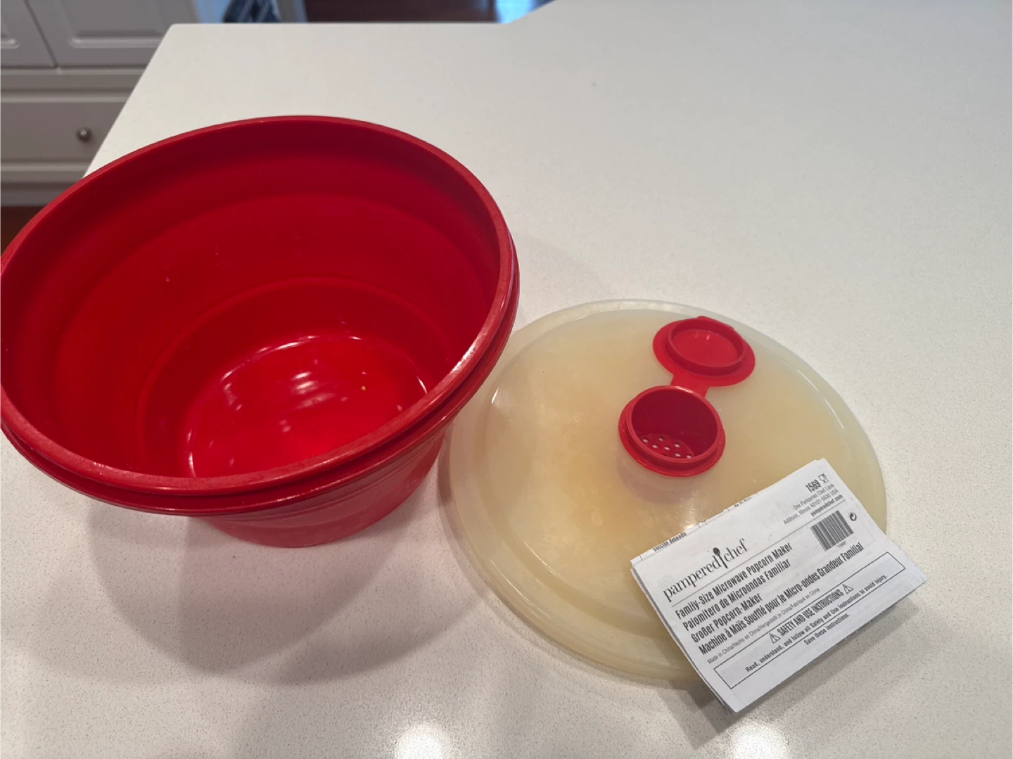 Pampered Chef Family-Size Microwave Popcorn Maker