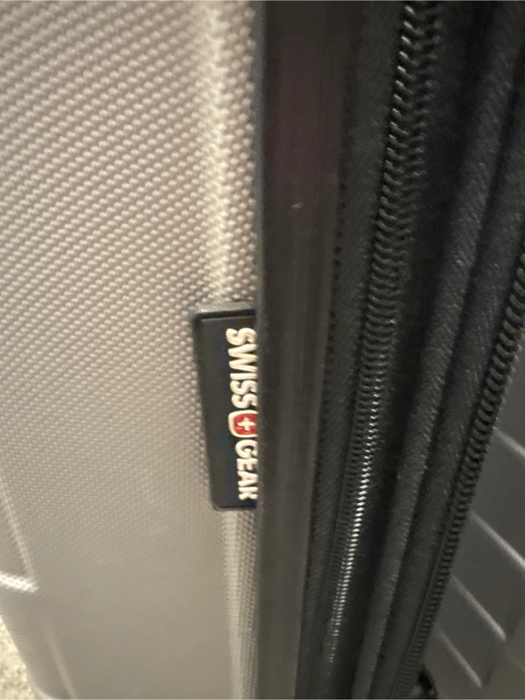 Swiss Gear Luggage Set (4 Piece) - photo 2