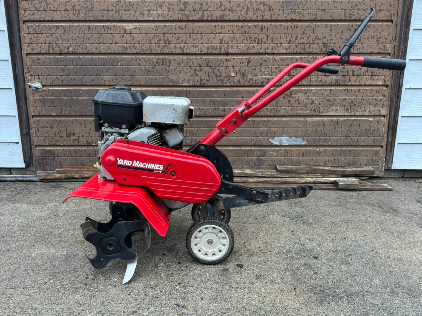 Yard Machines Tiller - 5 HP - photo 3