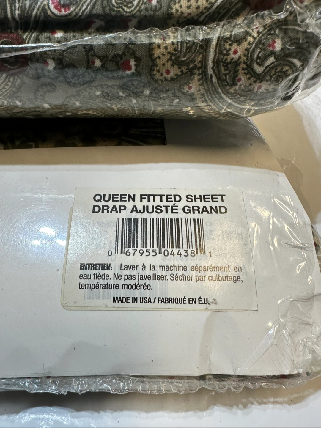 Utica Queen Flat Sheet & fitted sheet - photo 2