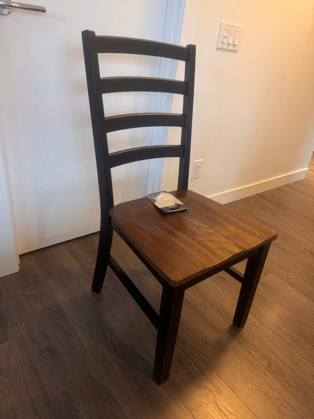 Signature Design by Ashley Dining Table - photo 3