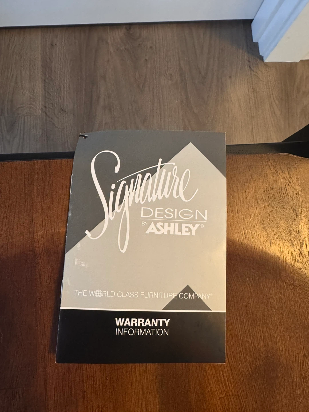Signature Design by Ashley Dining Table - photo 2