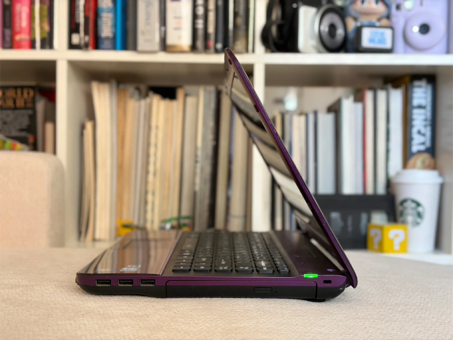 Sony VAIO Purple Laptop - photo 3