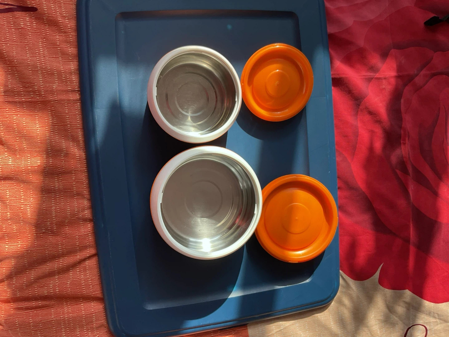 Set of 2 Orange and White Insulated Food Containers - photo 5