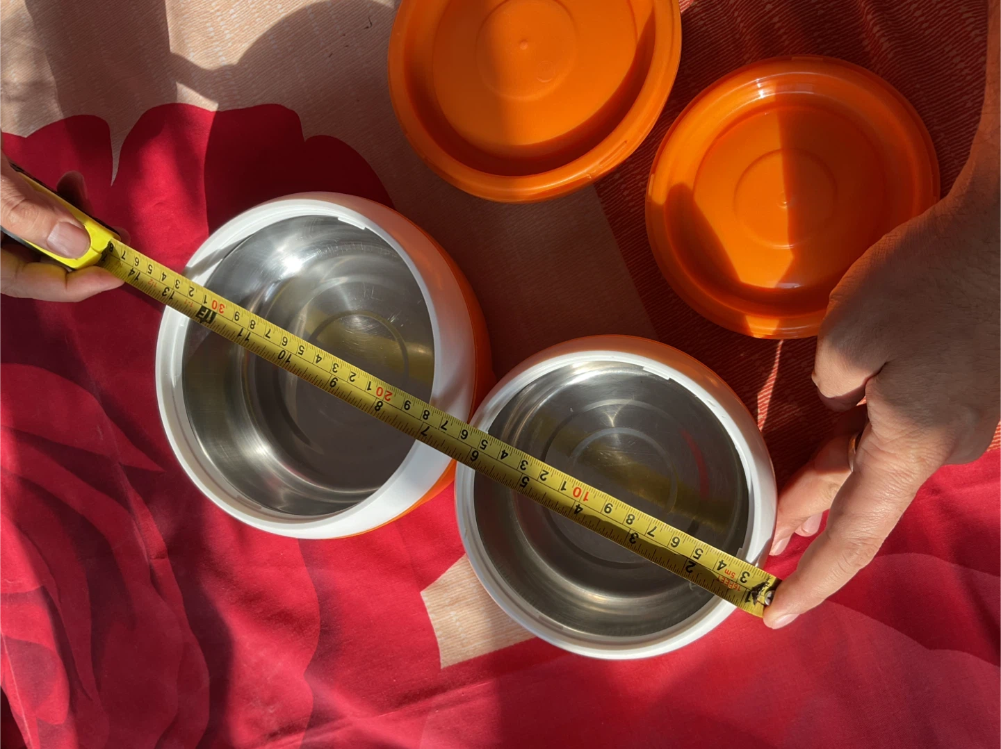 Set of 2 Orange and White Insulated Food Containers