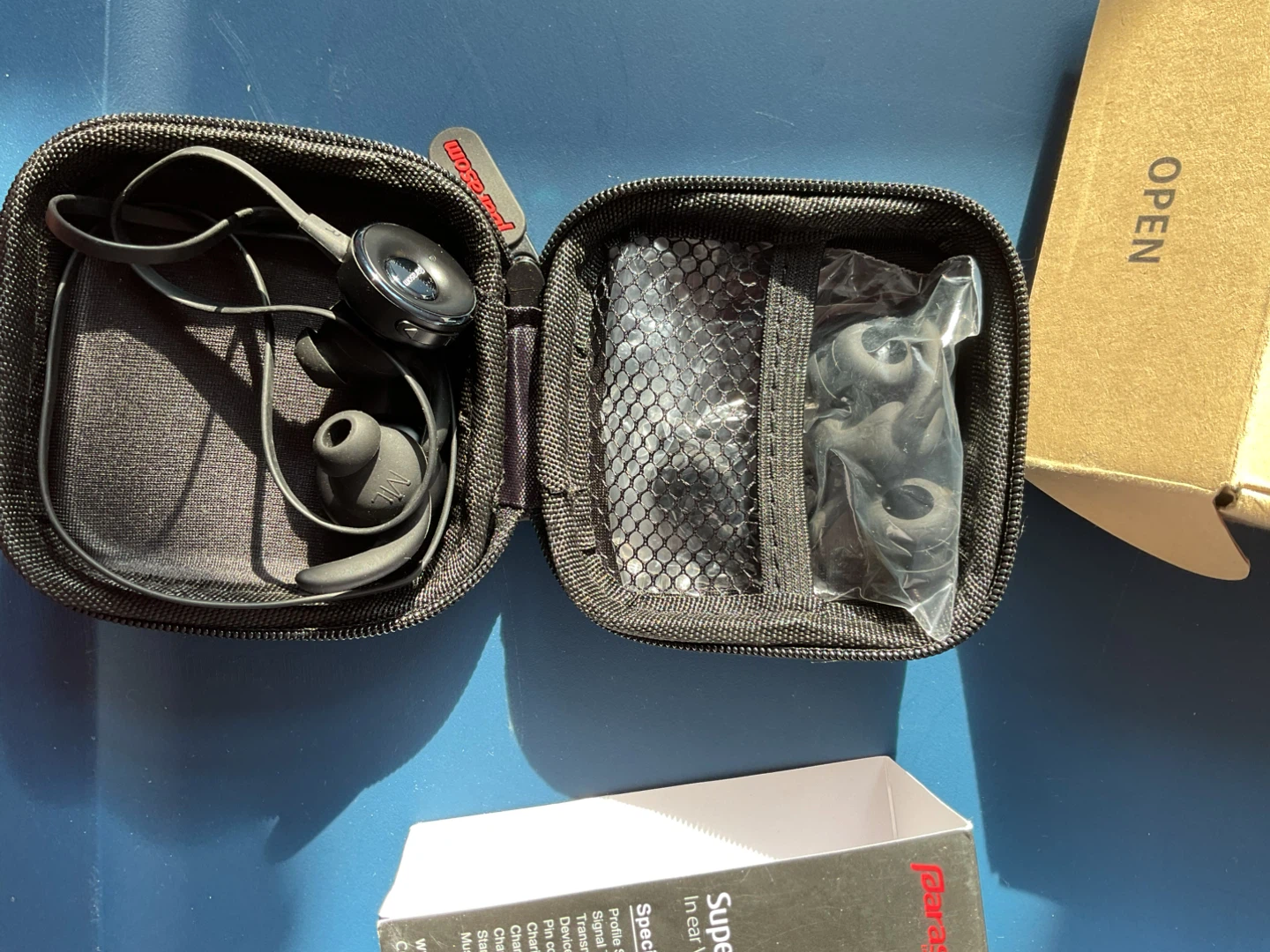 Jarasom A7 Sports Earphones with Case - photo 2