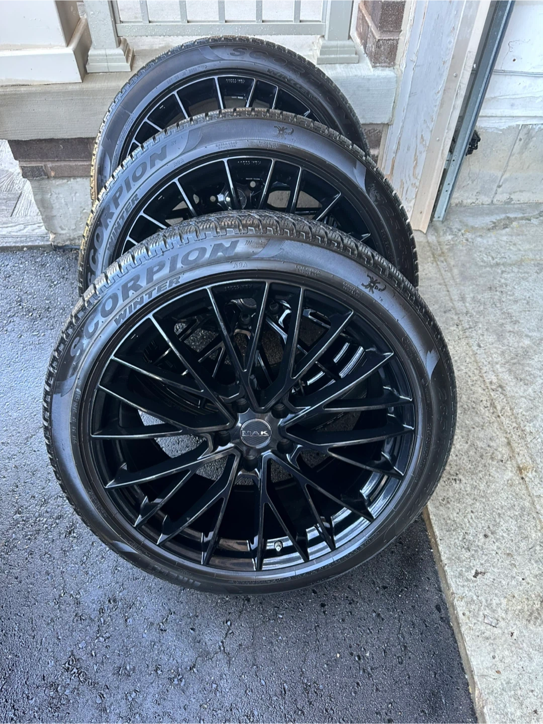 22” ASTON MARTIN DBX - photo 3