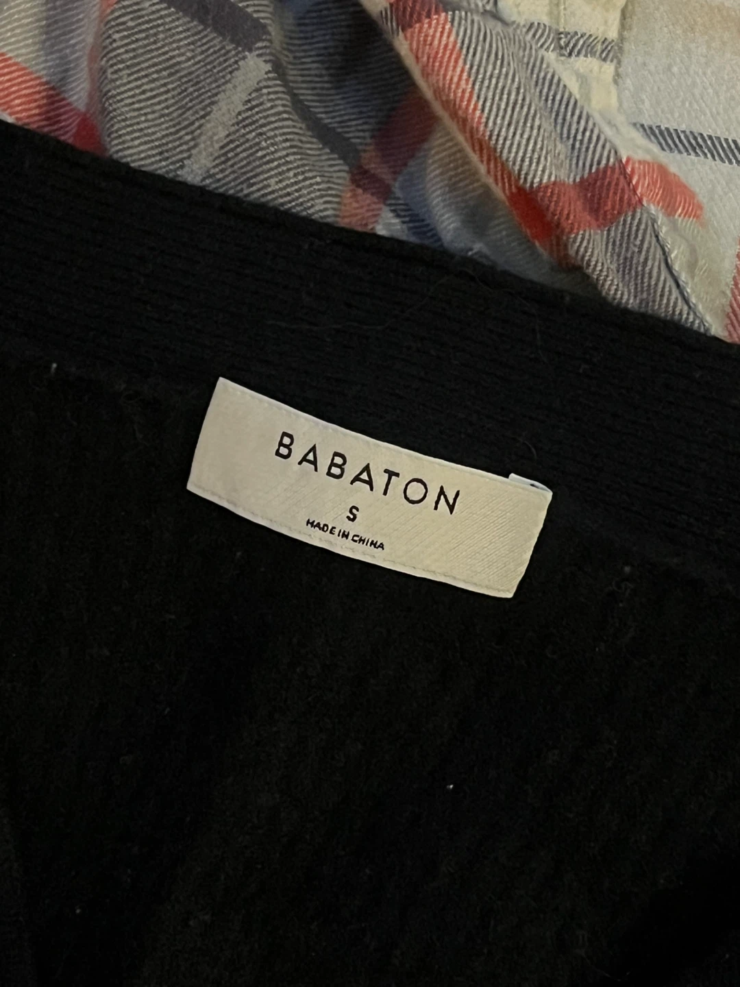 Plaid shirts & Babaton sweater - photo 3