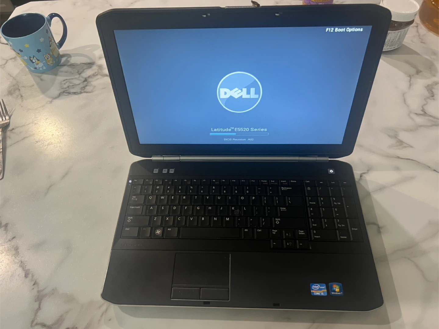 Dell Latitude E5520 Laptop - Intel Core i5