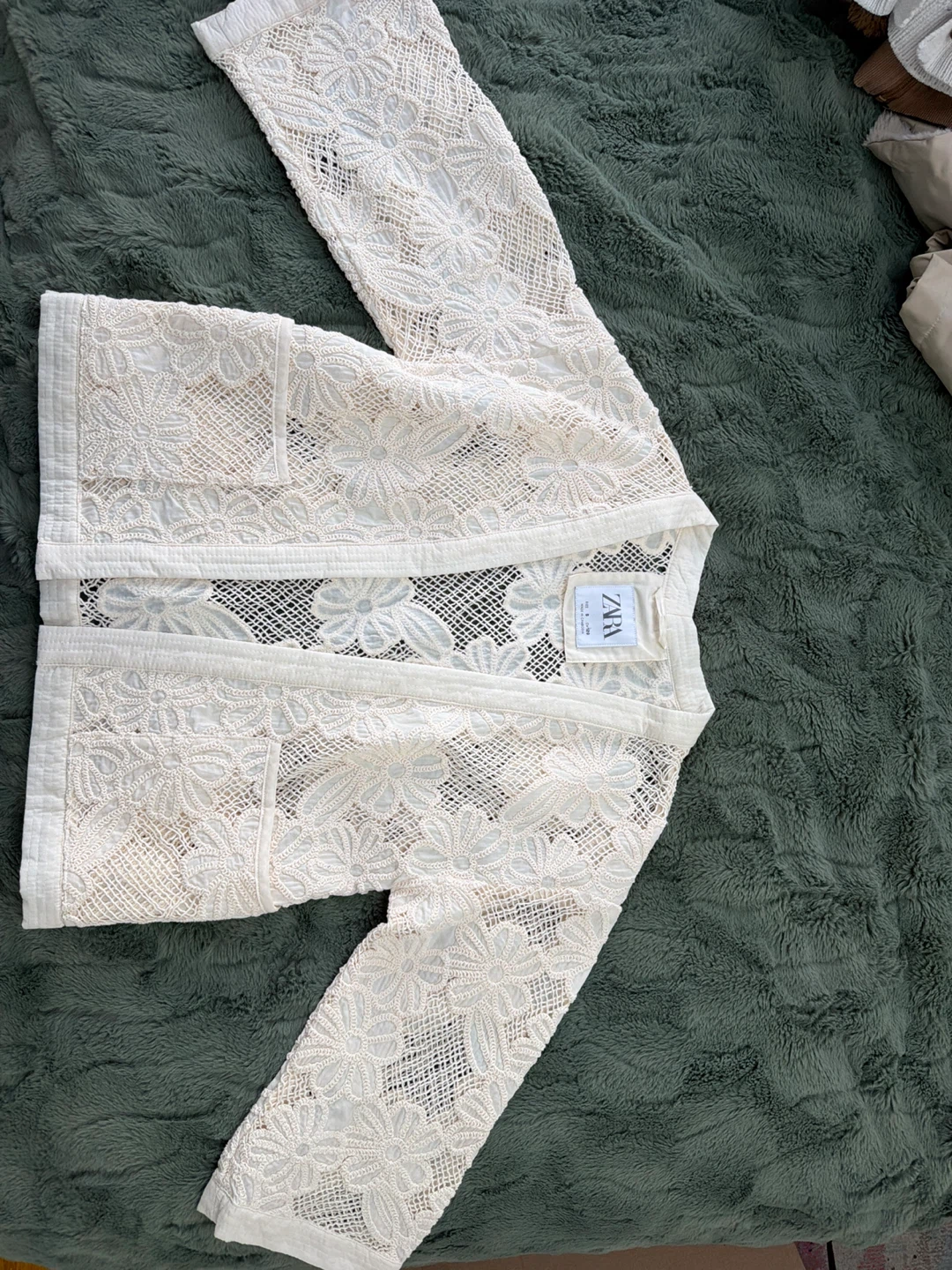 ZARA Cream Crochet Floral Jacket kids size S girl