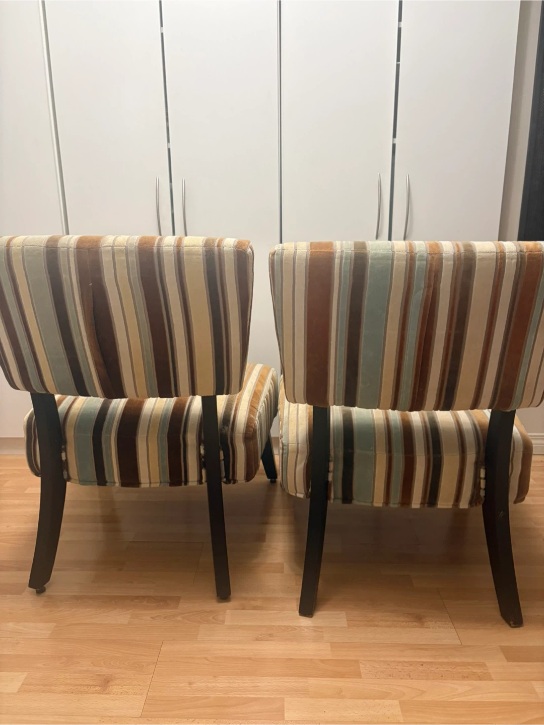 Set of 2 Striped Accent Chairs - photo 2