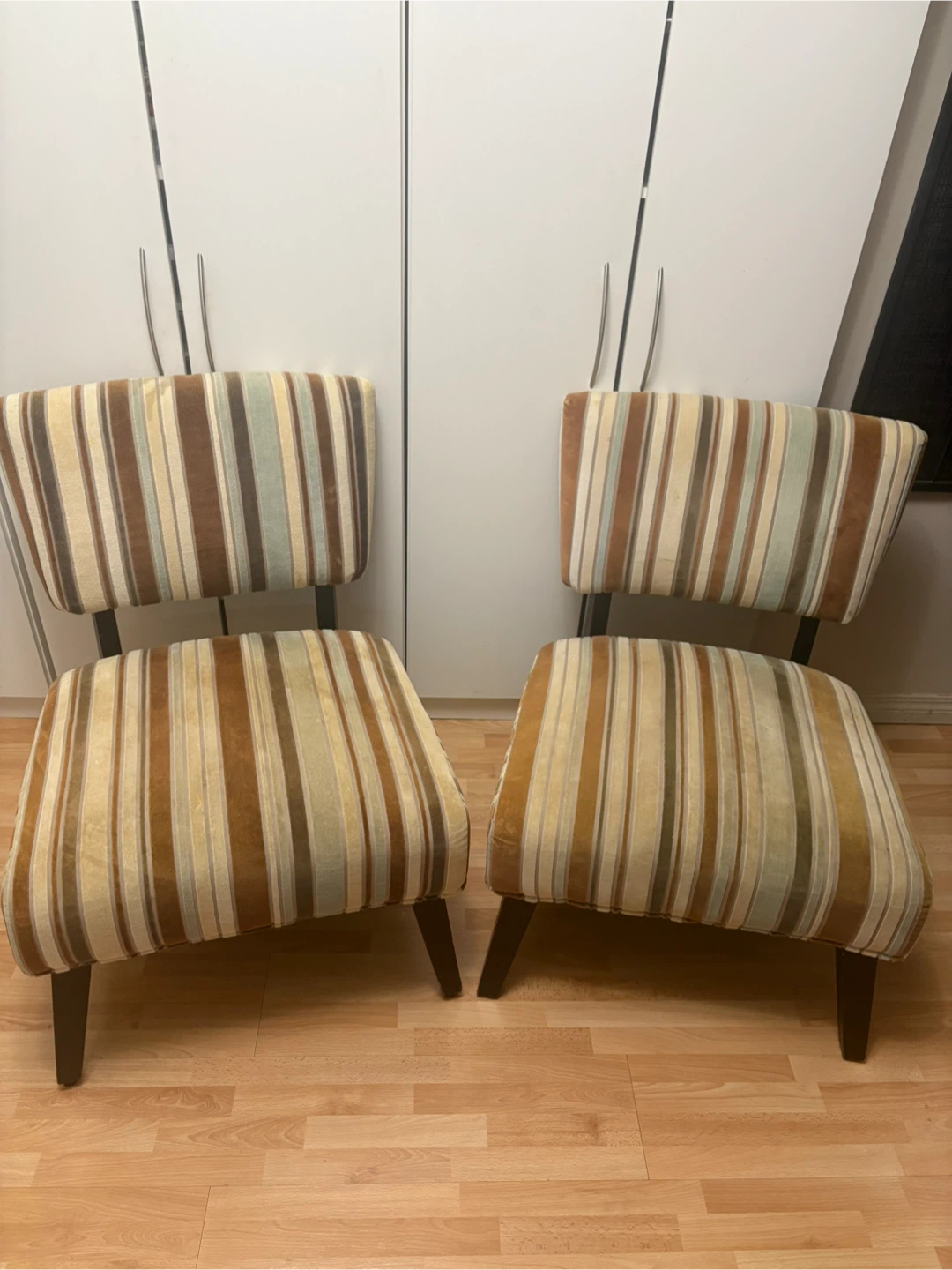 Set of 2 Striped Accent Chairs