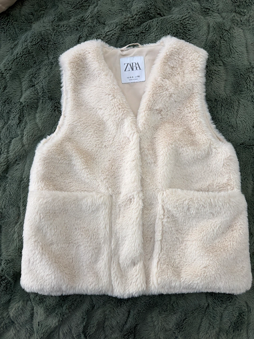 Zara Faux Fur Vest Cream Size 8-9