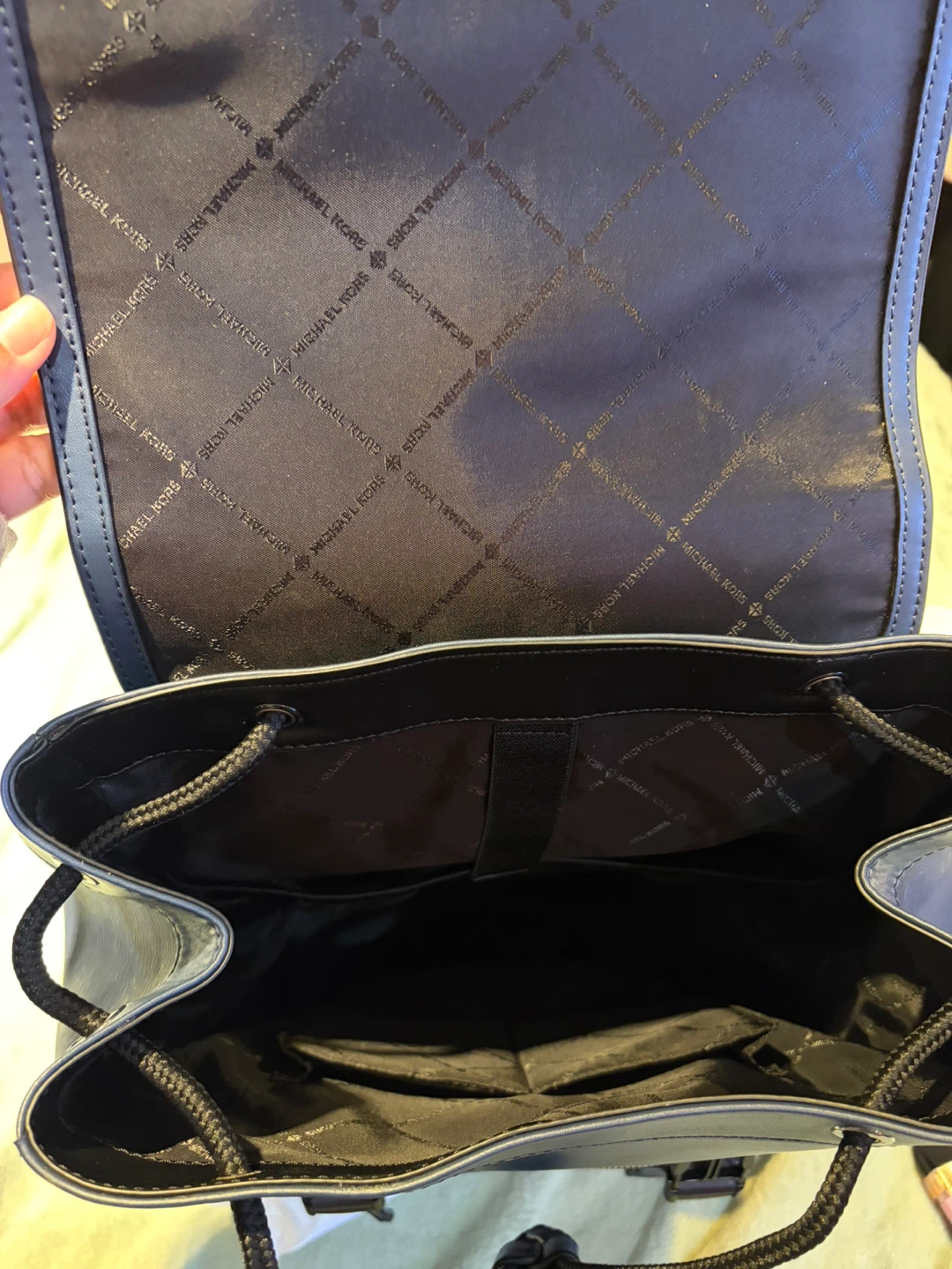NWT Michael Kors Men’s Cooper Flap Backpack – Navy Blue Leather - photo 4