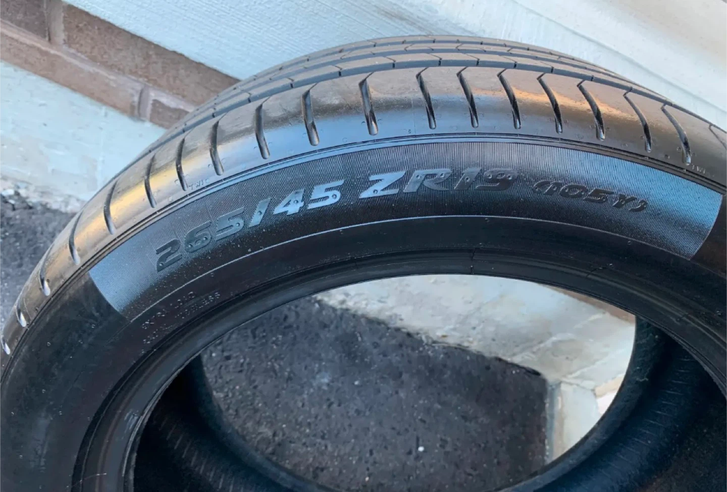 265/45/19 PIRELLI SUMMERS TIRES 97% SET OF 2 ONLY