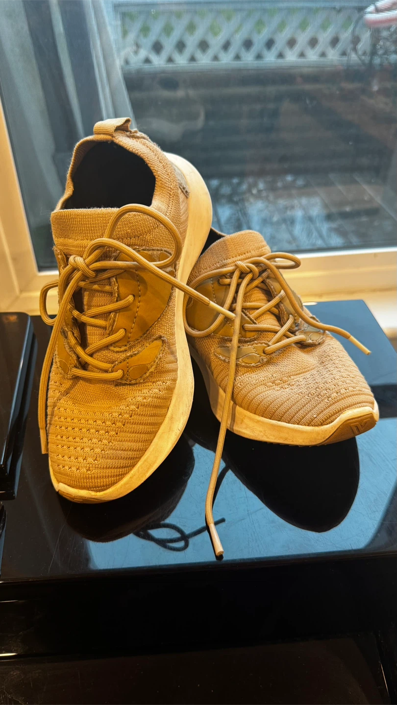 Everyday Move Vessi Sneakers sz W7 - photo 3