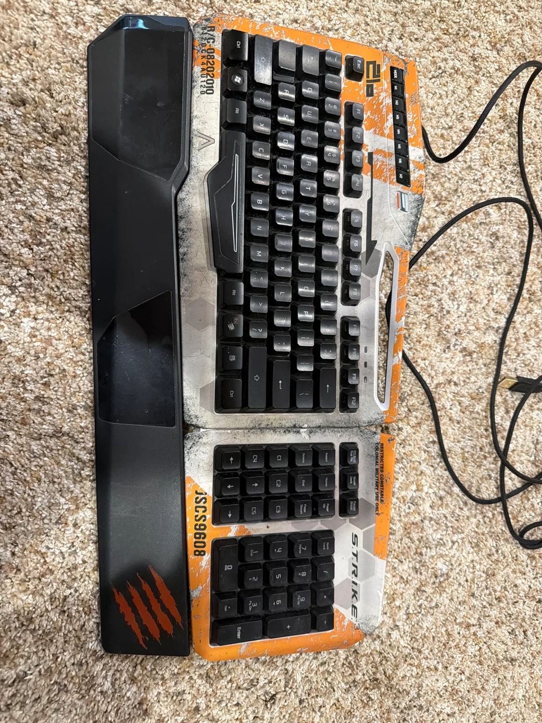 Mad Catz STRIKE 3 Gaming Keyboard