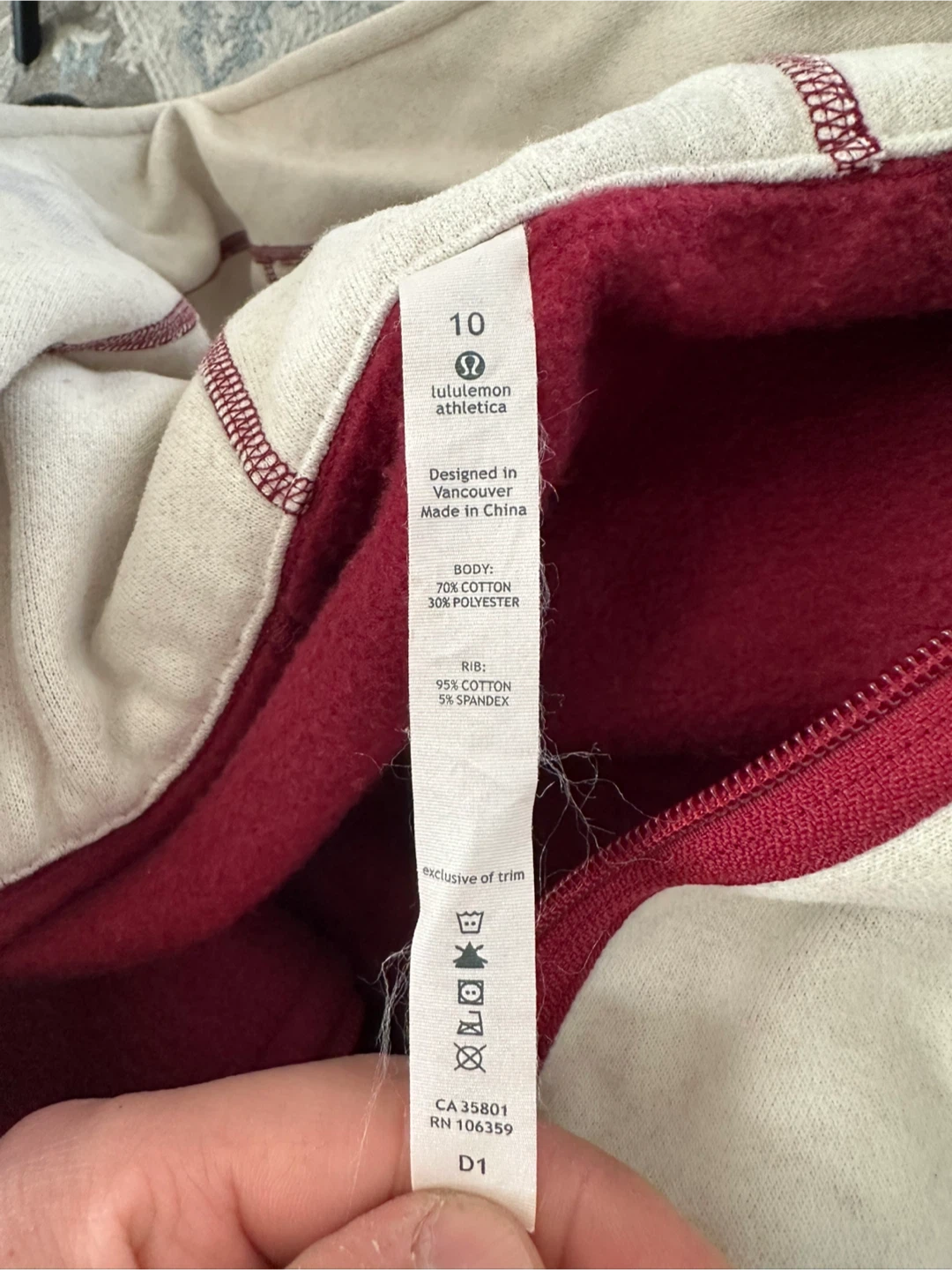 Lululemon Athletica Hoodie Size 10 - photo 3