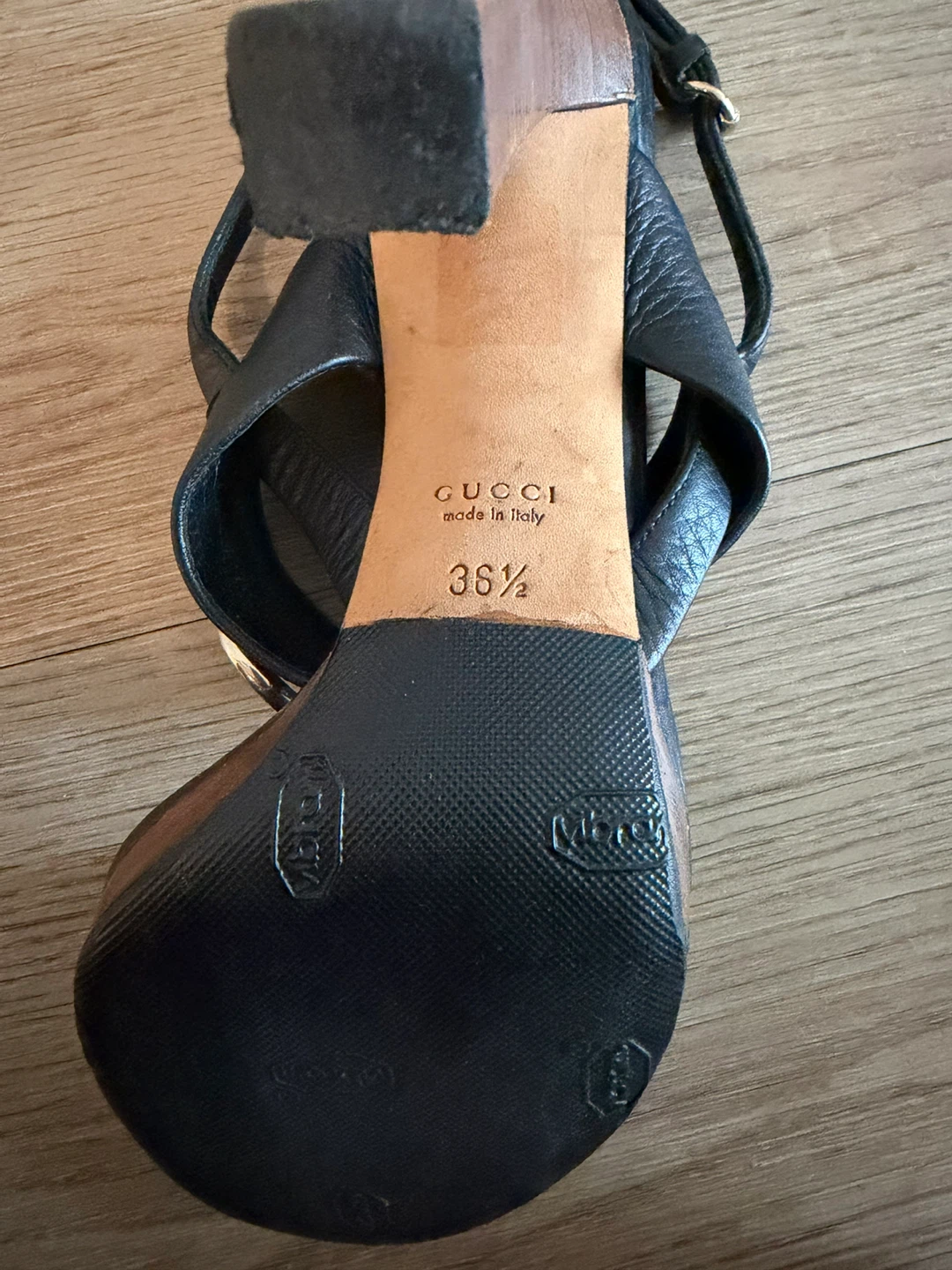 Gucci Black Leather Bamboo Accent Heeled Sandals Size 36.5 - photo 3