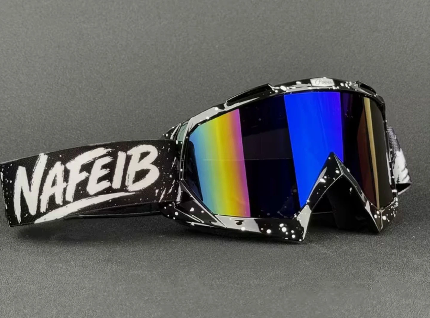 Snowboard goggles - photo 4