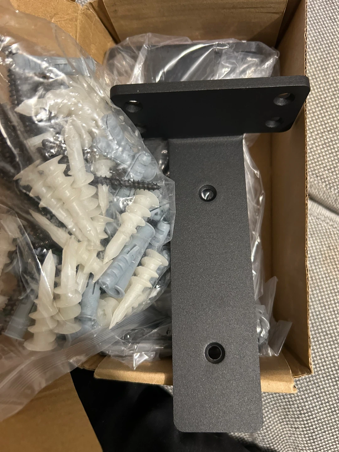 WEKIS 6 Inch Shelf Brackets (6 pcs set)