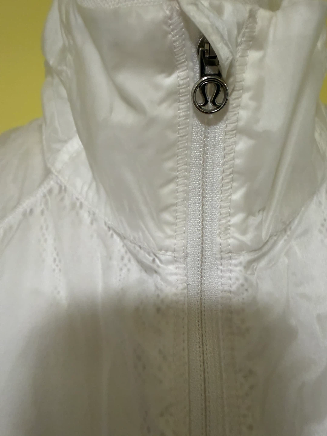 Lululemon RUN Wild Jacket - photo 3