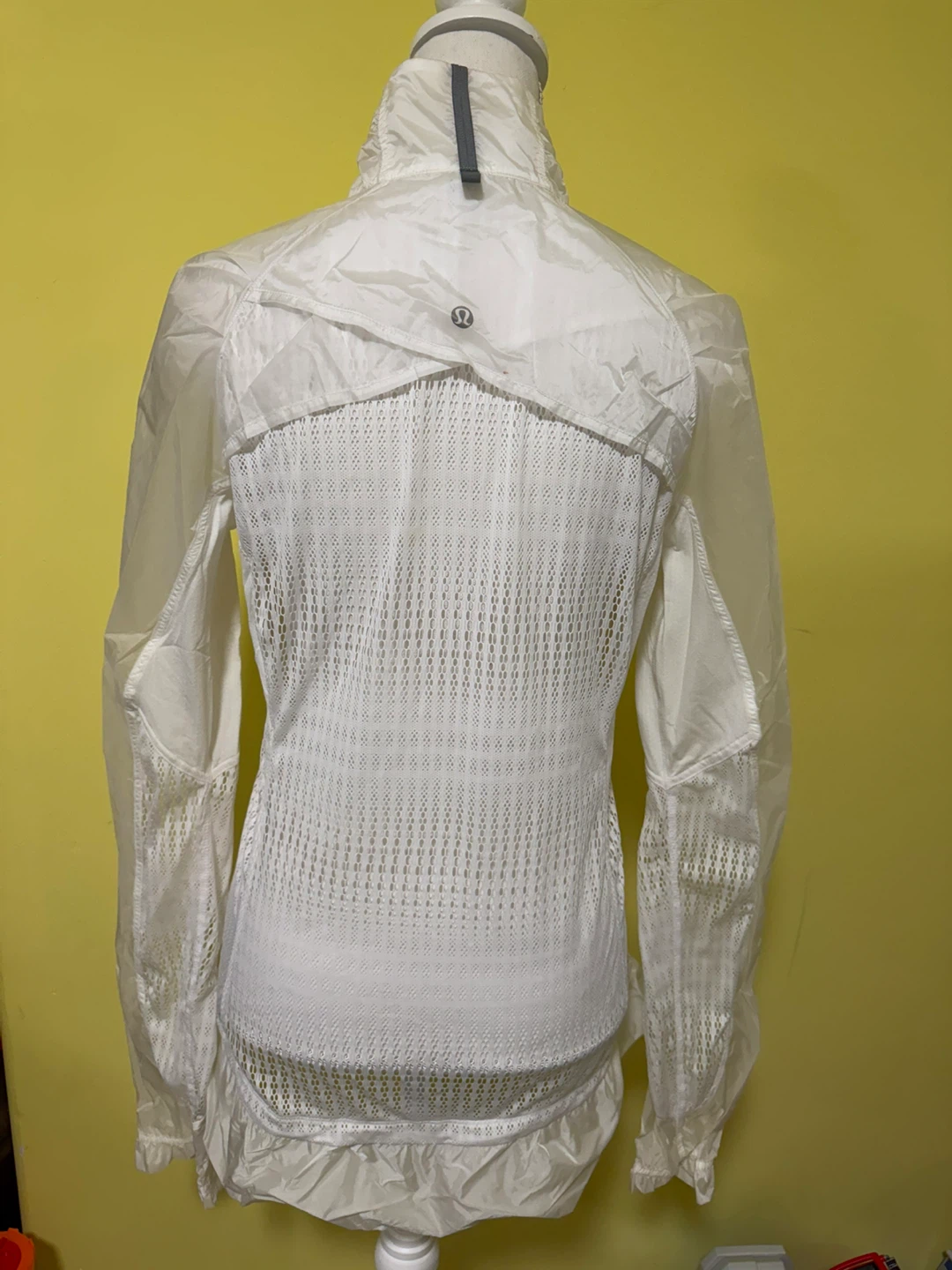 Lululemon RUN Wild Jacket - photo 2
