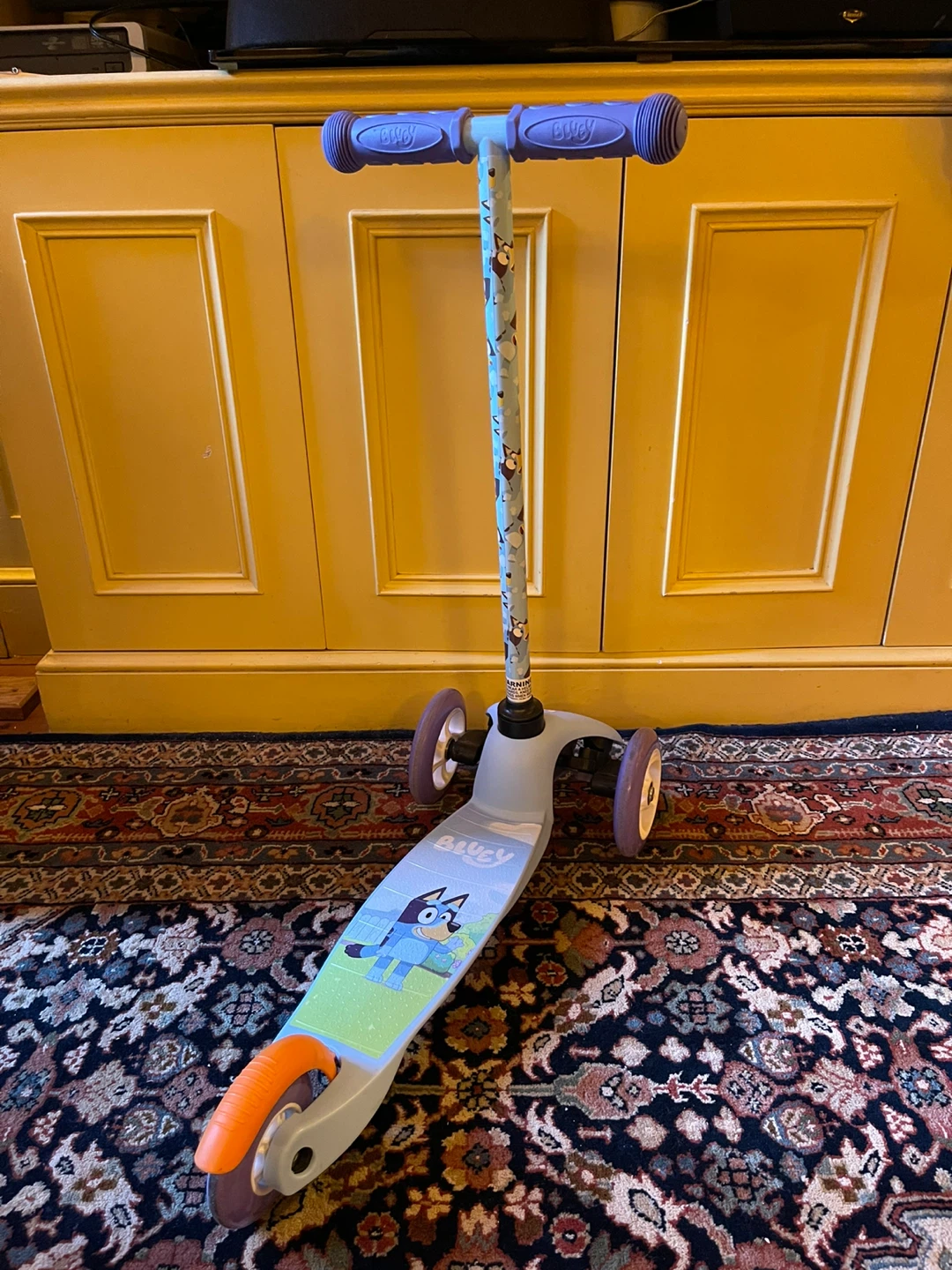 Bluey 3-Wheel Kids Scooter