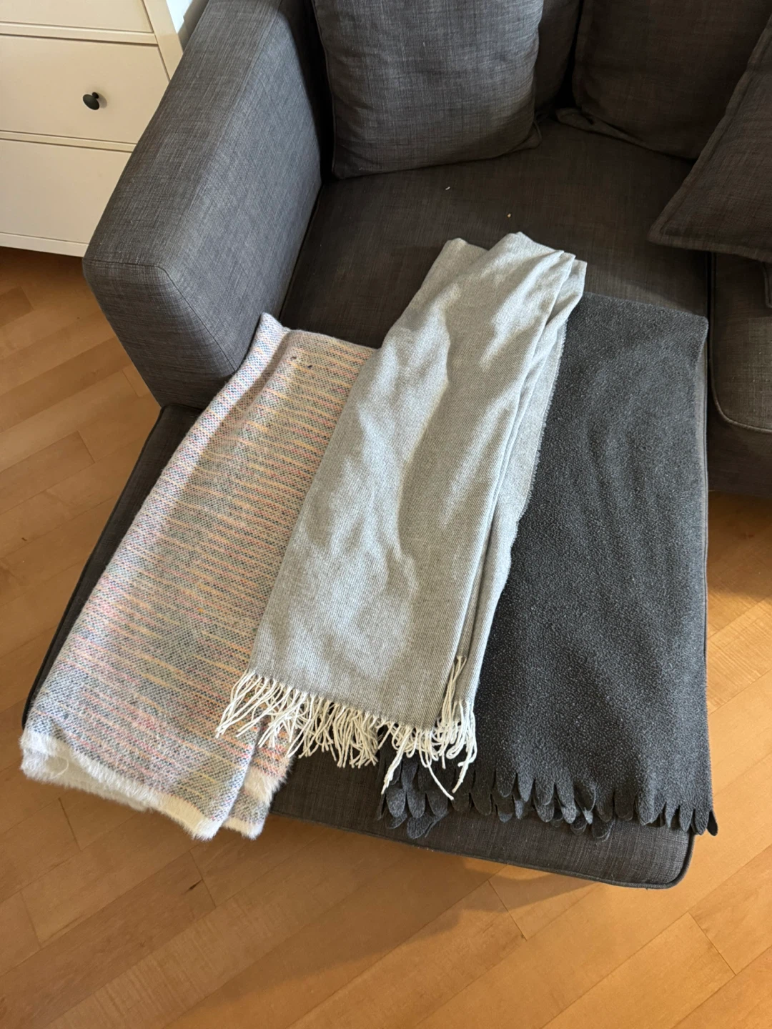 Bundle of 3 Blankets/Throws
